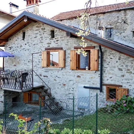 Locazione Turistica Rustico Orsini Como